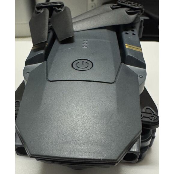 Drone - Black Falcon Collapsible Quadrocopter RC 2.4GHZ Edition + Case - Picture 4 of 11